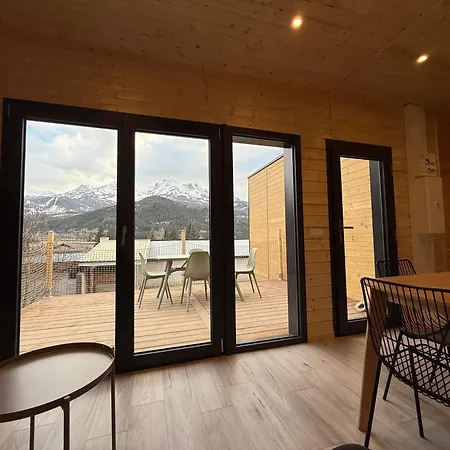 Petit Neuf Avec Jardin - La Montagne Sud 샬레