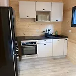 Petit Neuf Avec Jardin - La Montagne Sud