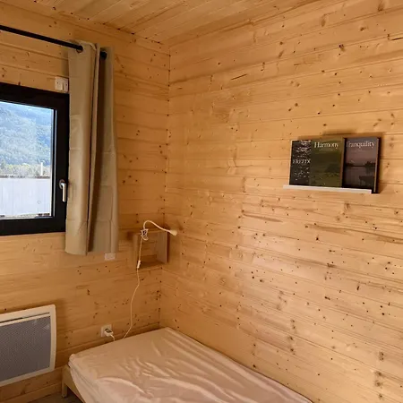 Petit Neuf Avec Jardin - La Montagne Sud * Barcelonnette