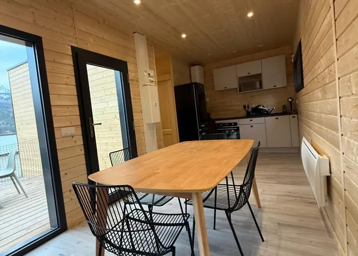 Chalet Petit Neuf Avec Jardin - La Montagne Sud